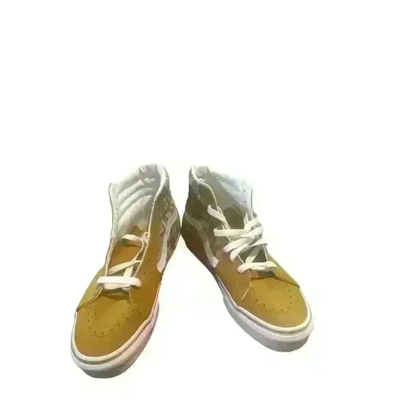 Vans Sk8-Hi sneakers - Womens lace-up Vans plaid  High-top padded at the ankle.