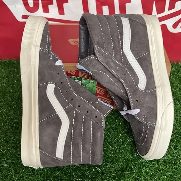 Vans Sk8-Hi(Pig Suede) Rabbit/SnowwhtVNOA5KRH888WMNS sneakers