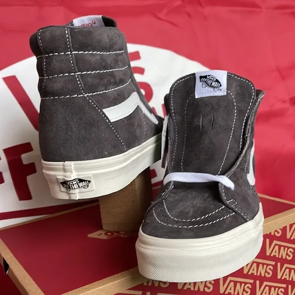 Vans Sk8-Hi(Pig Suede) Rabbit/SnowwhtVNOA5KRH888WMNS sneakers