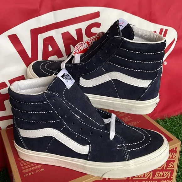 Vans Sk8-Hi(Pig Suede)Parisian Night/Snow WhiteVNOA32QG9G5WMNS sneakers