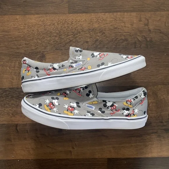 Vans Slip On X Disney Mickey Mouse Size M11/W12.5 Slip On Gray Shoes Sneakers