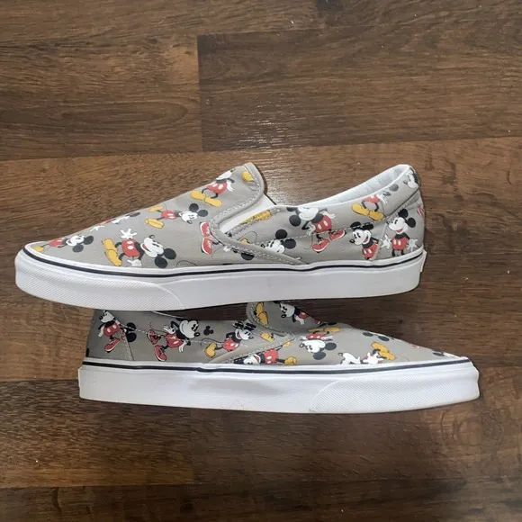 Vans Slip On X Disney Mickey Mouse Size M11/W12.5 Slip On Gray Shoes Sneakers