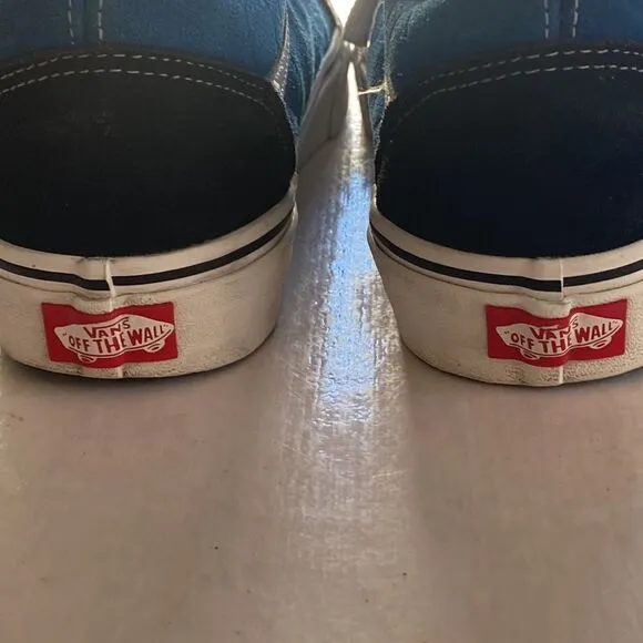 VANS Sponge Bob Blue/ Black Suede Leather Sneakers Size 9