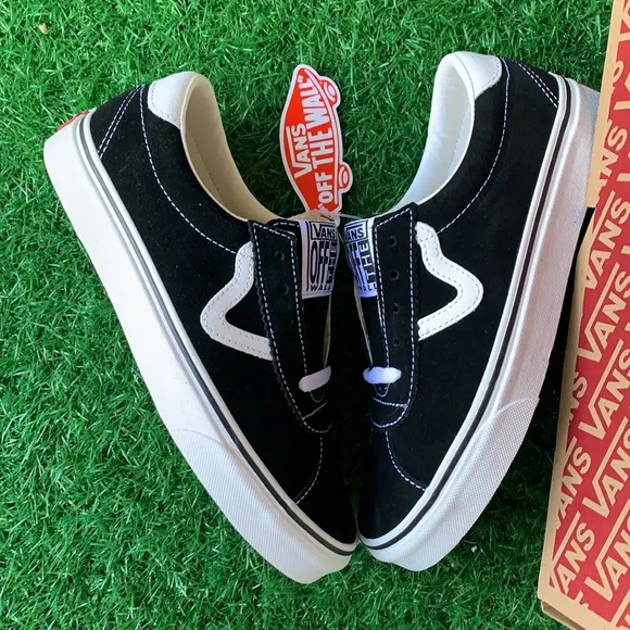 VANS SPORT SUEDE BLACK WMNS