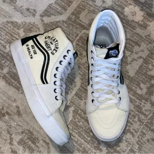 Vans White and Black Athletic High-Top Shoes Kreatures Habit Athletic Womens 8.5