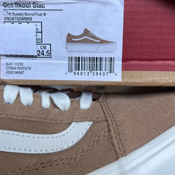 Vans WMNS Old Skool Stacked Soft Suede) Burro/True White VN0A7Q5MB69Platforms
