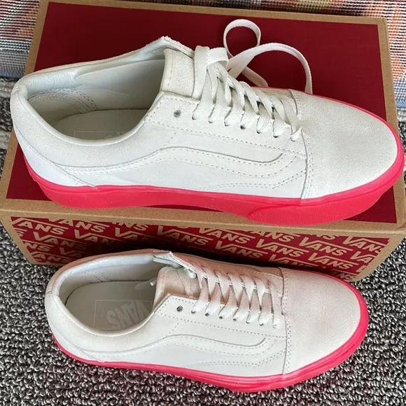 Vans WMNS Old Skool Stacked Suede Blanc De Blanc/PinkVN0A7Q5MCCSPlatforms