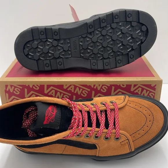 Vans WMNS Sentry Sk8-Hi Hiker Suede Brown/BlackVN0A5KY5Y49 Sneakers