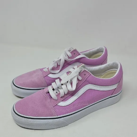 Vans Women's Pink and White Sneakers