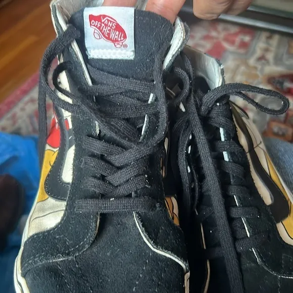 Vans x Disney Mickey and Friends  SIZE 8.5 women/ 7men