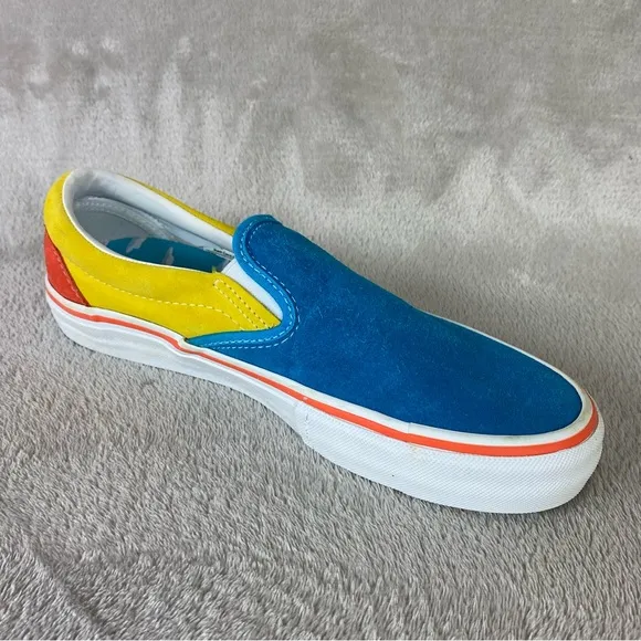 Vans X The Simpsons Mens Slip On Pro Sneaker Skate Shoe Size 9 Blue Suede NEW