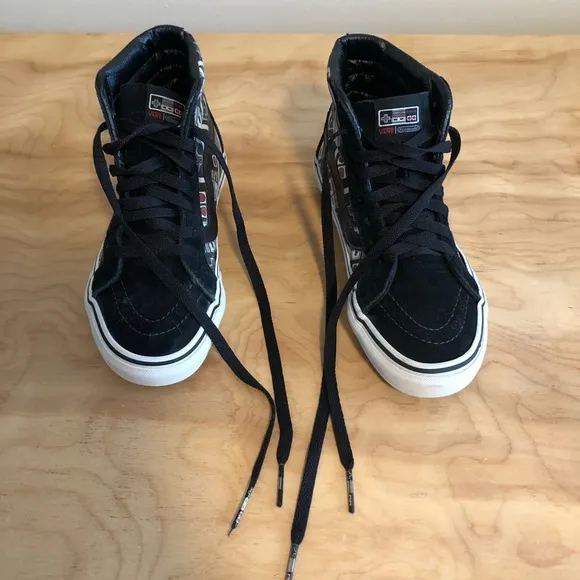 VANS.Nintendo ‘Game Over’ Sk8-Hi Reissue sneakers