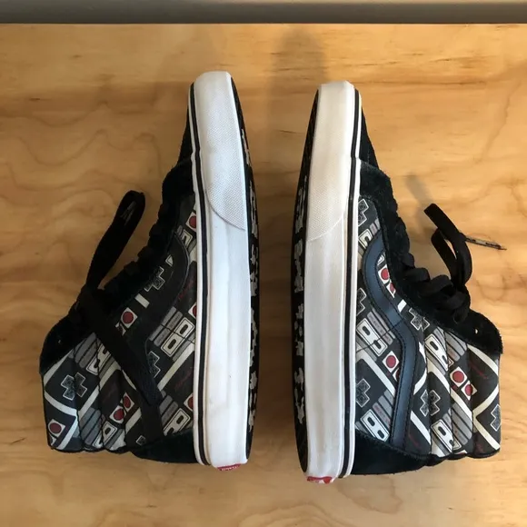 VANS.Nintendo ‘Game Over’ Sk8-Hi Reissue sneakers
