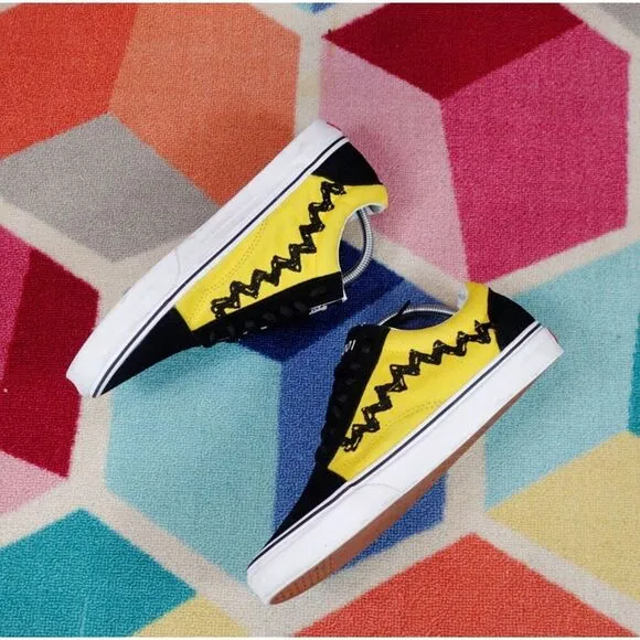 Vans Old Skook Peanuts Charlie Brown Black Yellow Skate Shoes Men 9.5 Women 11