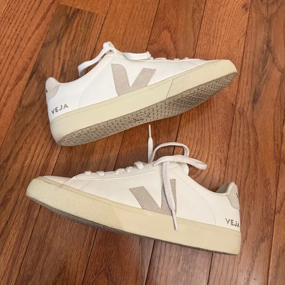 VEJA Extra-White Natural Campo Sneakers