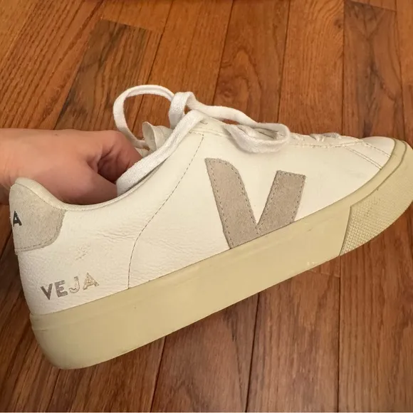 VEJA Extra-White Natural Campo Sneakers