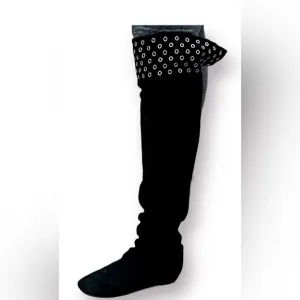 Vero Cuoio Suede Knee Boots Grommet Detail Size 7 But Fits Like An Size 8.