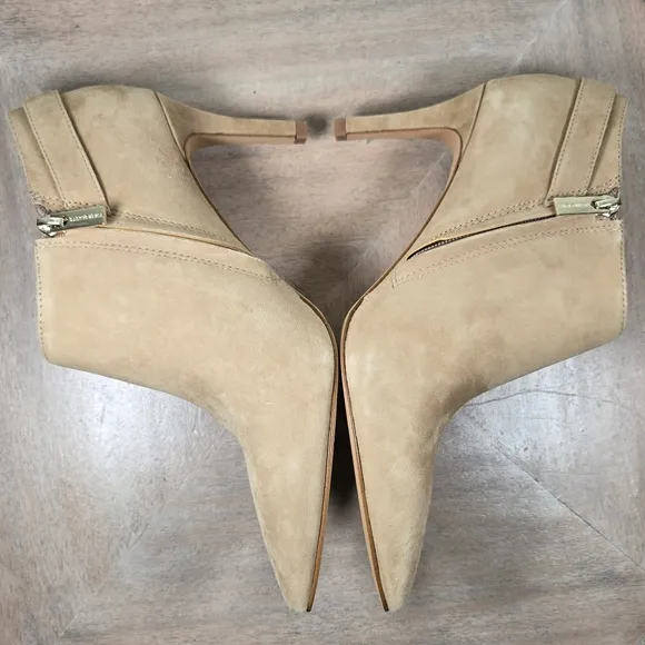 Vince Camuto Kreitha True Suede Ankle Booties Size 9.5, Suede Ankle Bootie Heels