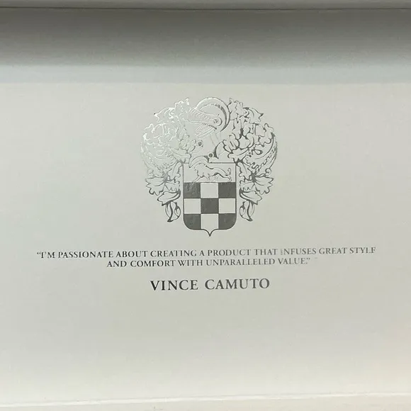VINCE CAMUTO Marjetta Slip On Sneaker Snake $79 Retail NWT