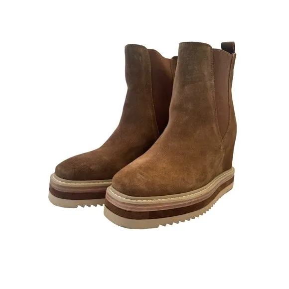 Vince Camuto Omassa Wedge Suede Boots Size 7.5 Medium Tan NWOB
