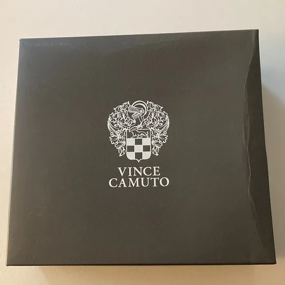 Vince Camuto VC-GAVIANA Ankle Boots. Size 8 1/2 W, NIB