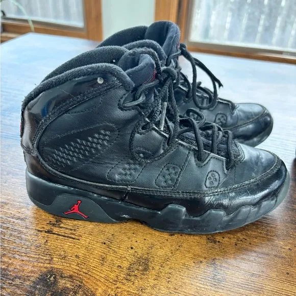 VINTAGE 1Y TODDLER JORDANS