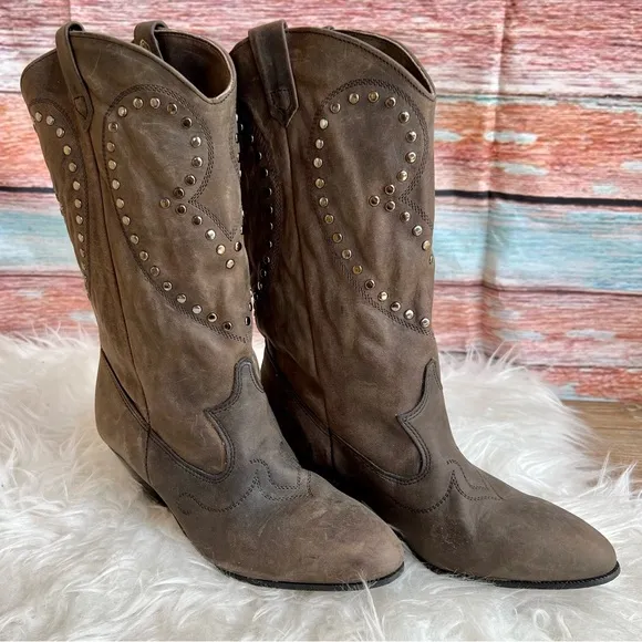 Vintage Acme Leather Western Cowboy Studded Boots