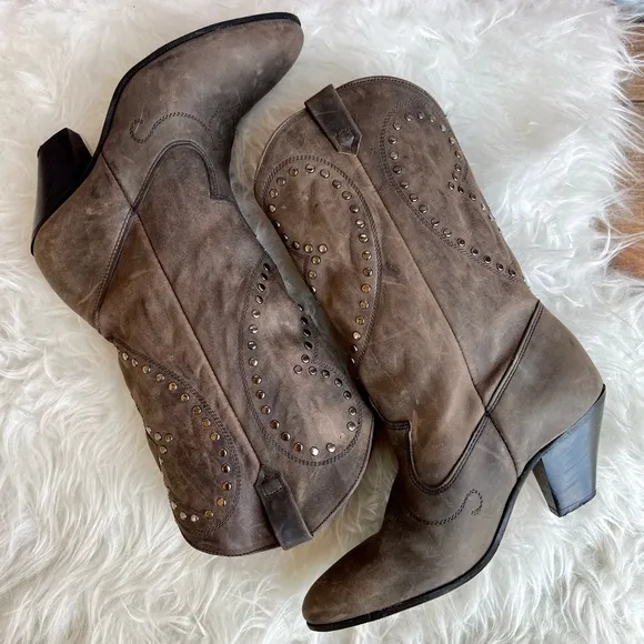 Vintage Acme Leather Western Cowboy Studded Boots