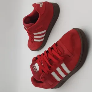 Vintage Adidas red suede leather sneakers men's 9.5 casual retro y2k grandpa
