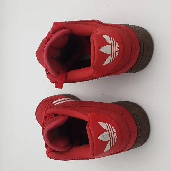 Vintage Adidas red suede leather sneakers men's 9.5 casual retro y2k grandpa