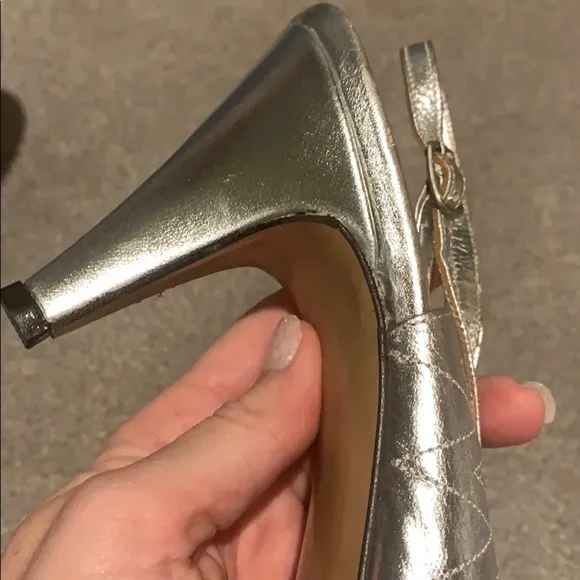 Vintage Charles Randall Silver low pumps size 8M