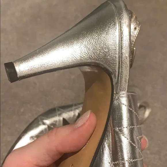 Vintage Charles Randall Silver low pumps size 8M