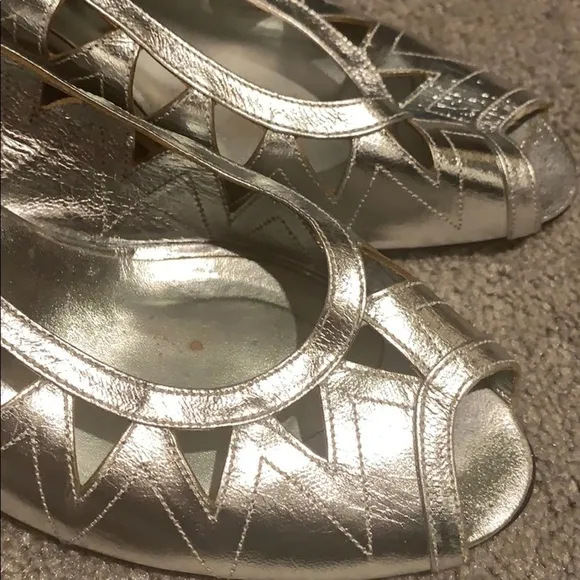 Vintage Charles Randall Silver low pumps size 8M