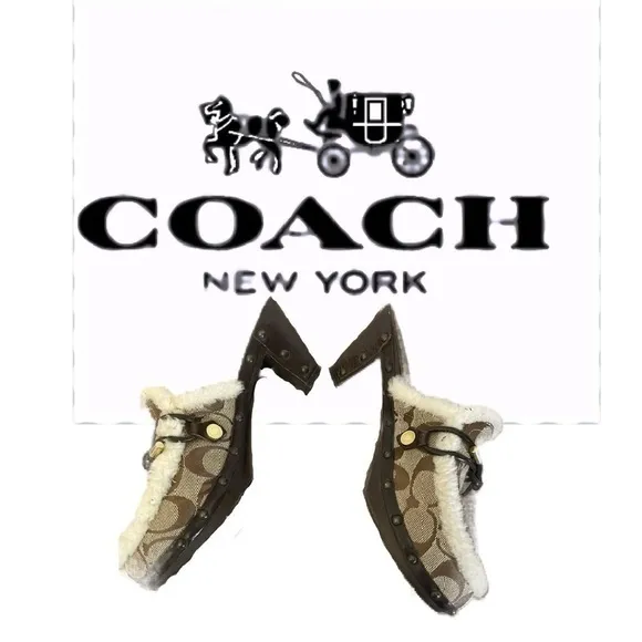 Vintage Coach Woman Brown Clogs Shoes in Sz 7