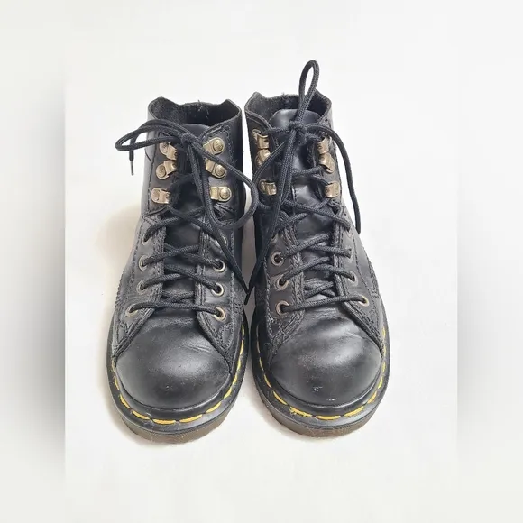 Vintage Dr. Martens Lace-Up Boots Kid's Size 3 Black Leather Classic Casual