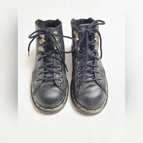 Vintage Dr. Martens Lace-Up Boots Kid's Size 3 Black Leather Classic Casual