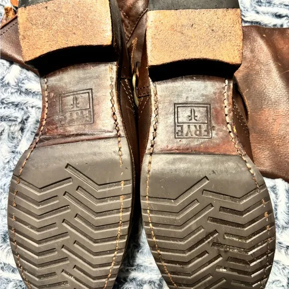Vintage Frye Veronica Leather Brown Boots - size 10