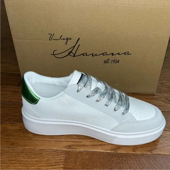 Vintage Havana Lexa Fashion Sneakers White &amp; Gray Women’s Size 8 Green Star READ