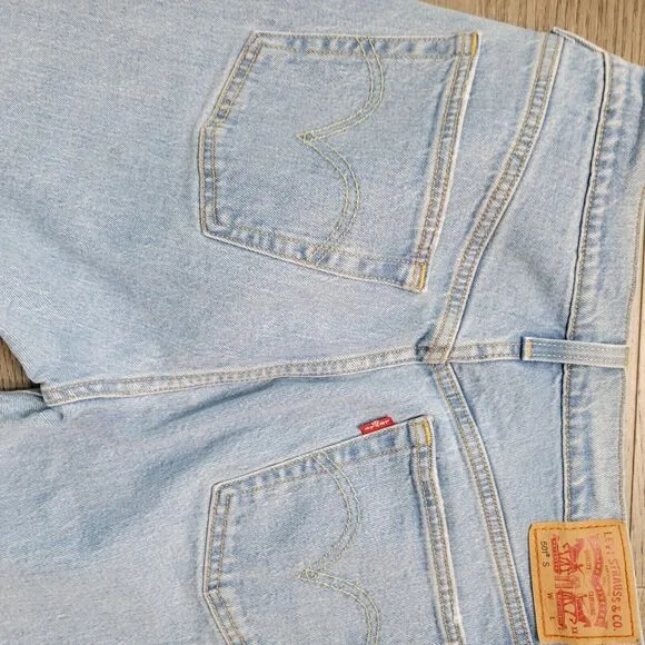 Vintage Levis 501 Button Fly 100% Cotton Jeans 28x28 Skiny Rare