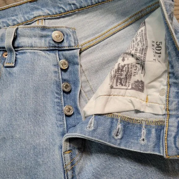 Vintage Levis 501 Button Fly 100% Cotton Jeans 28x28 Skiny Rare
