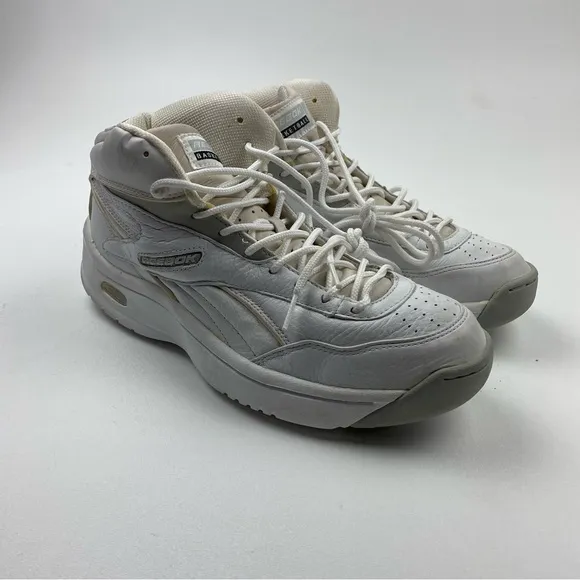 Vintage Reebok Mens Size 11 BB4600 Hi Classic White Basketball Shoes NEW