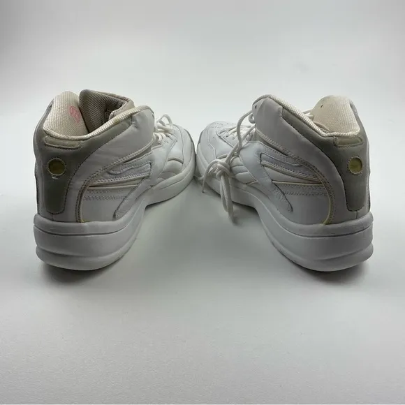 Vintage Reebok Mens Size 11 BB4600 Hi Classic White Basketball Shoes NEW