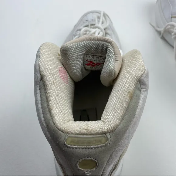 Vintage Reebok Mens Size 11 BB4600 Hi Classic White Basketball Shoes NEW