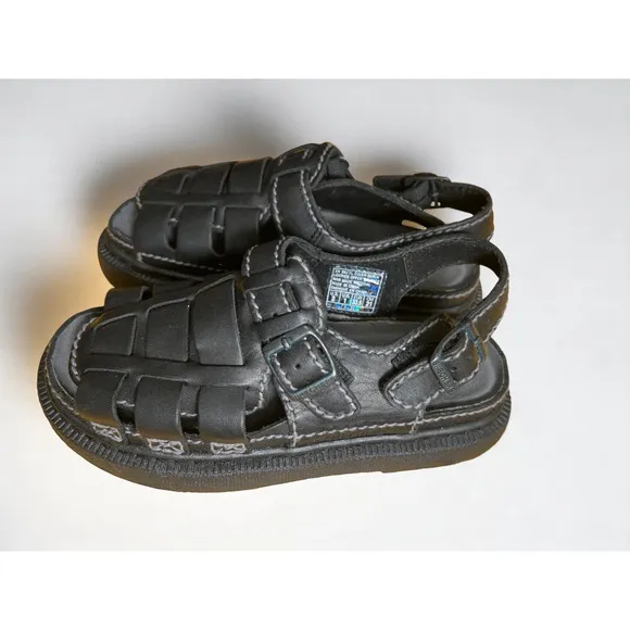 Vintage Skechers Tough Shoes – Kids Size 2 – Y2K Deadstock Fisherman Sandals