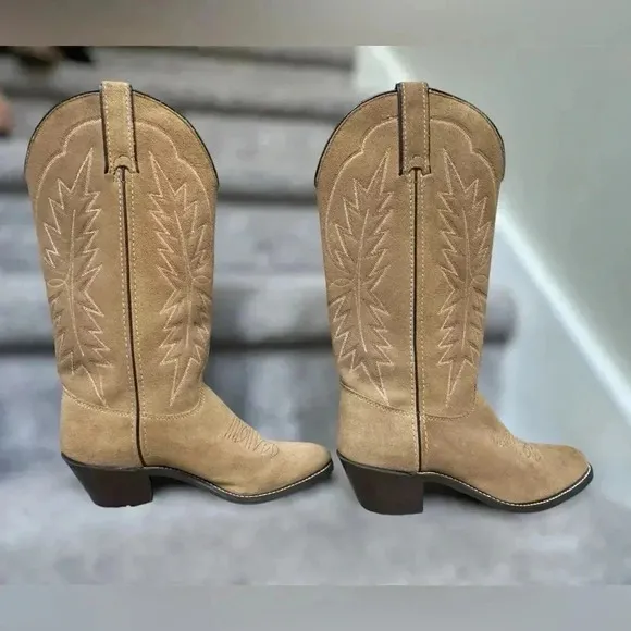 Vintage Texas Boot Co. Suede Cowboy Embroidered Boots – Style 4906 Tan Women’s 7