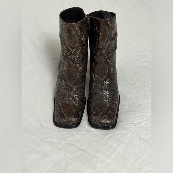 Vintage Via Spiga Snakeskin Print Leather Ankle Boots Made in Italy  Size 8 Boho