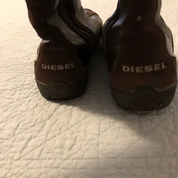 Vintage Y2K Diesel Run To leather boots. Size 9.
