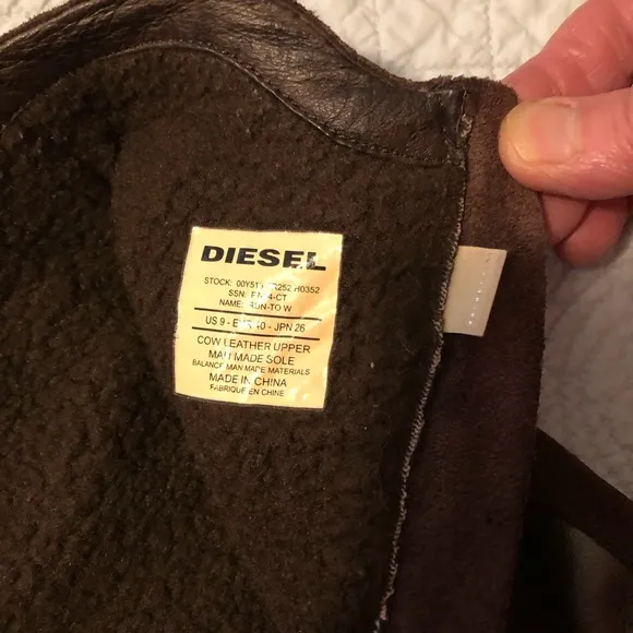 Vintage Y2K Diesel Run To leather boots. Size 9.