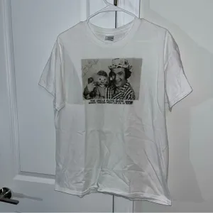 Vintage Uncle Floyd show T-shirt Printed signed autographed by Oogie too snap it