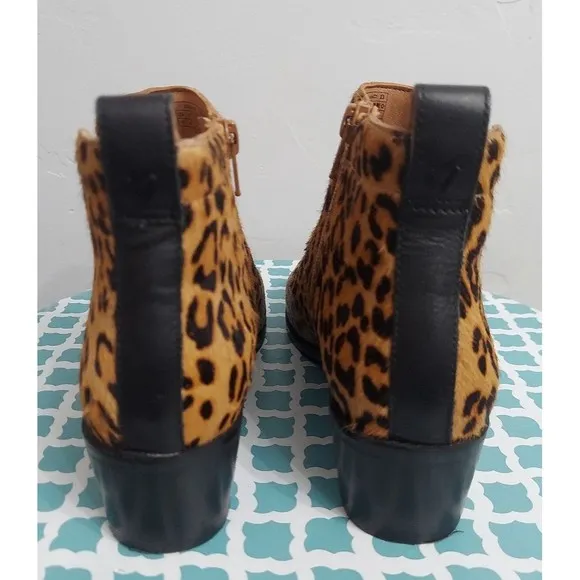 Vionic Clara Genuine Calf Hair Leopard Print Booties size 6